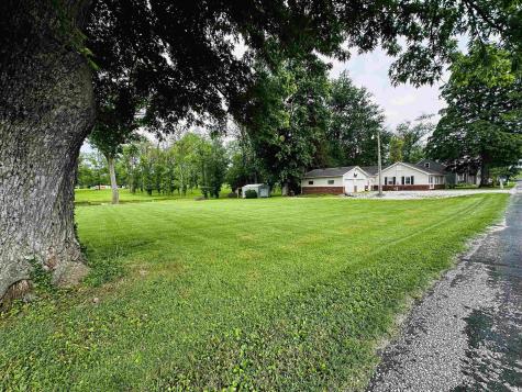 10 Daviess Drive Washington IN 47501