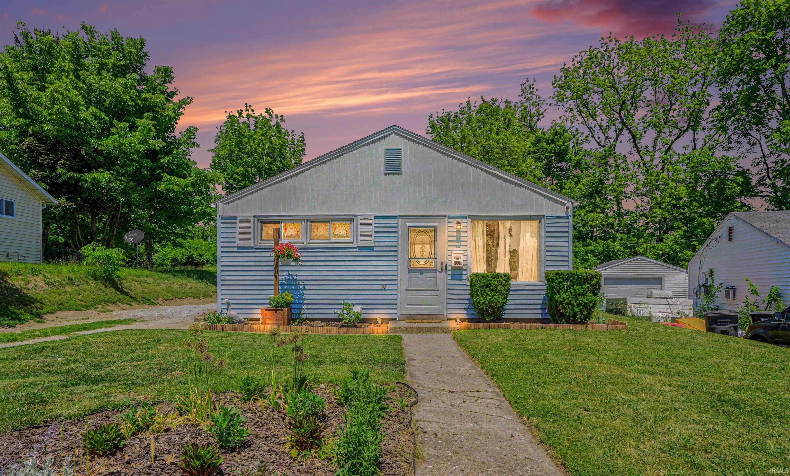 1005 Lancaster Drive South Bend IN 46614