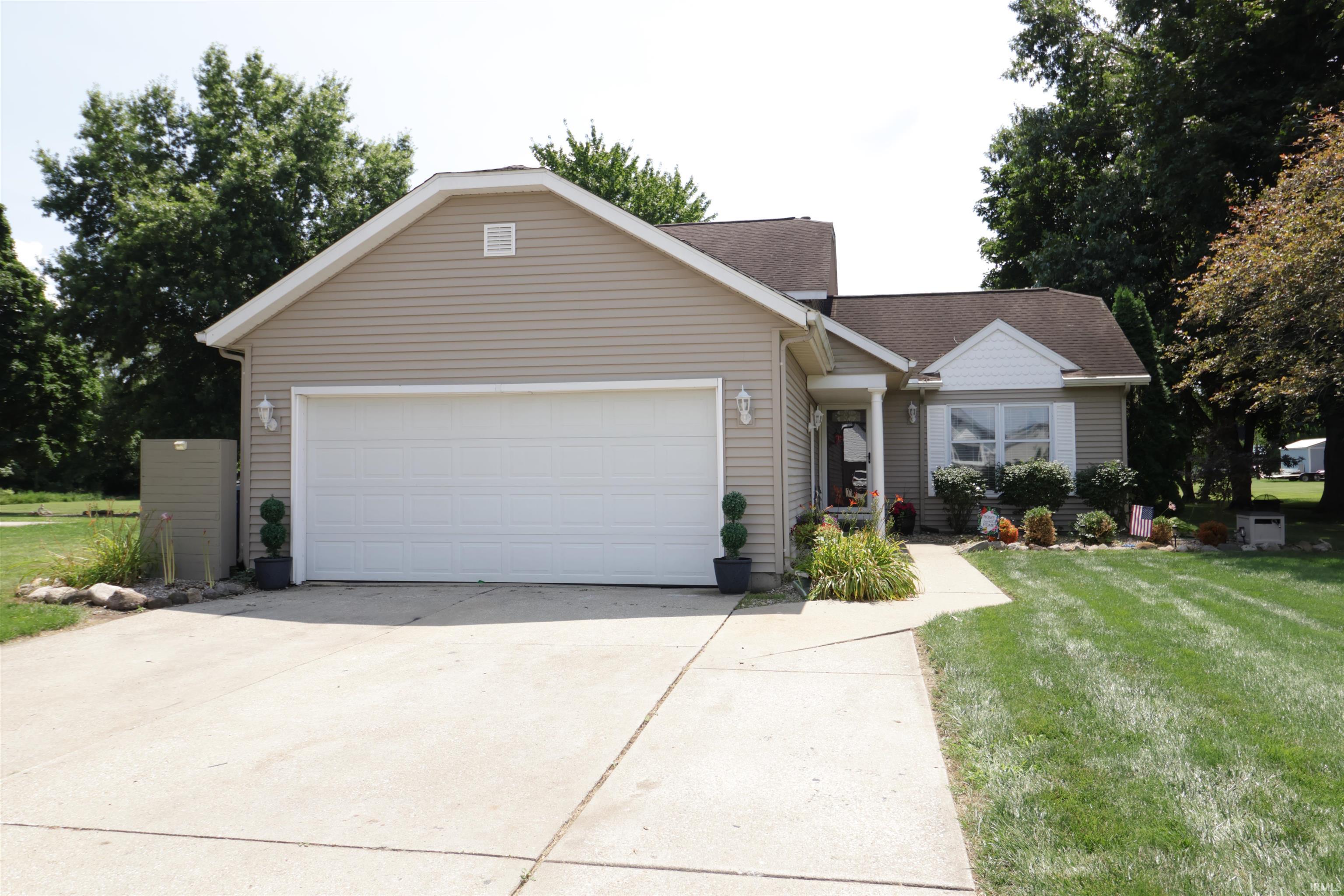 1334 W Grant Street Bremen IN 46506