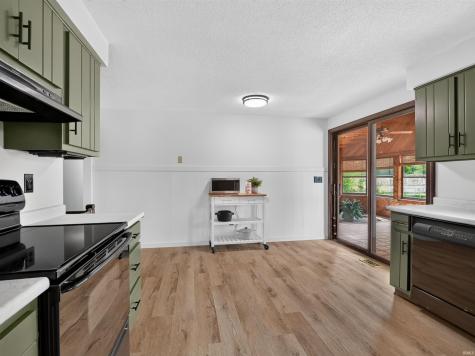 2014 E Gump Road Fort Wayne IN 46845