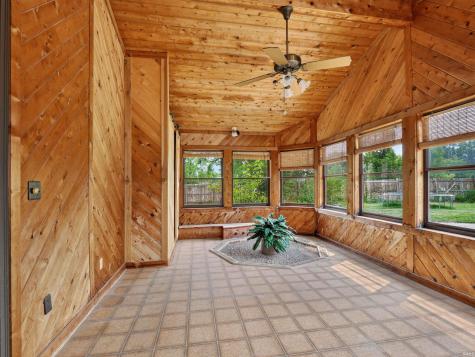 2014 E Gump Road Fort Wayne IN 46845