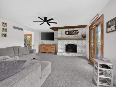 2014 E Gump Road Fort Wayne IN 46845