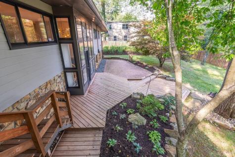 469 E Kenwood Place Bloomington IN 47408