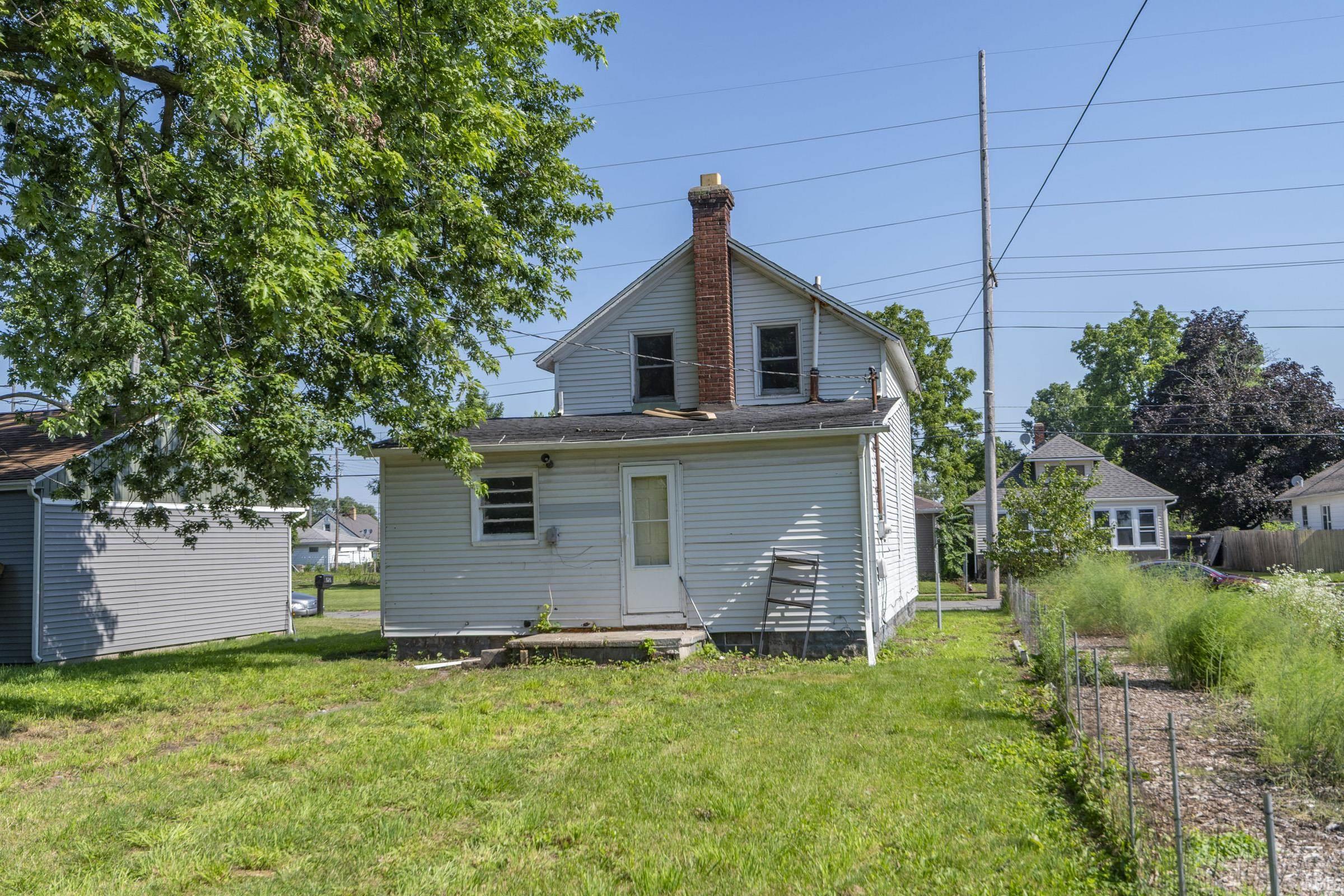 2622 Dunham Street South Bend IN 46619