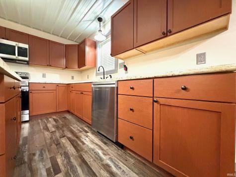 55 Tulip Lane Springville IN 47462