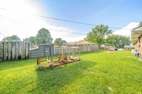 305 N Ellis Road Muncie IN 47303