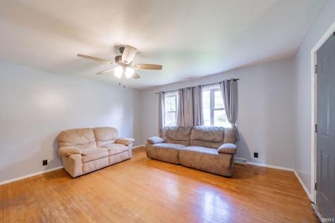 305 N Ellis Road Muncie IN 47303
