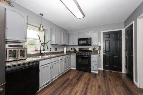 8605 Hempford Drive Fort Wayne IN 46819