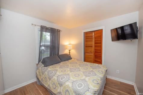 479 E Lakeside Drive Monticello IN 47960