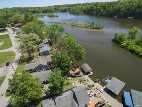 479 E Lakeside Drive Monticello IN 47960