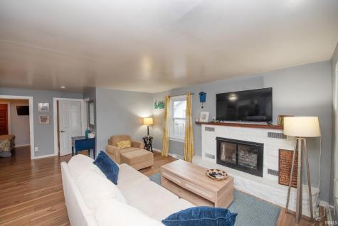 479 E Lakeside Drive Monticello IN 47960