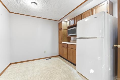 2906 S Woodland Trail Warsaw IN 46580