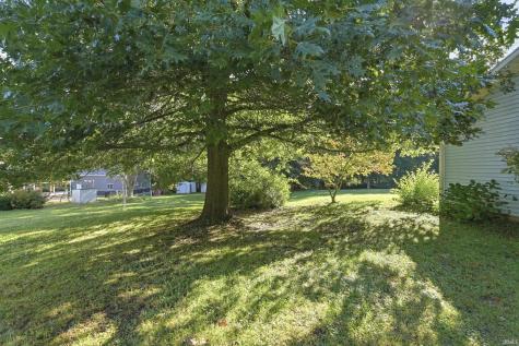 2906 S Woodland Trail Warsaw IN 46580