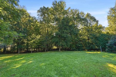 2906 S Woodland Trail Warsaw IN 46580