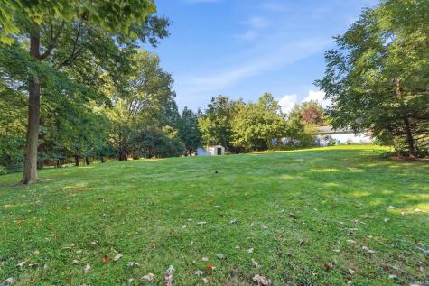 2906 S Woodland Trail Warsaw IN 46580