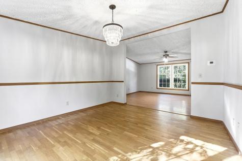 2906 S Woodland Trail Warsaw IN 46580
