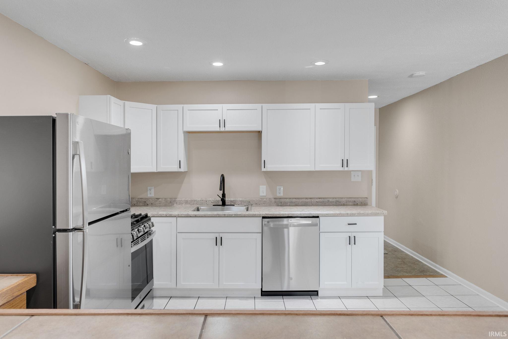 1225 S 27th Street South Bend IN 46615