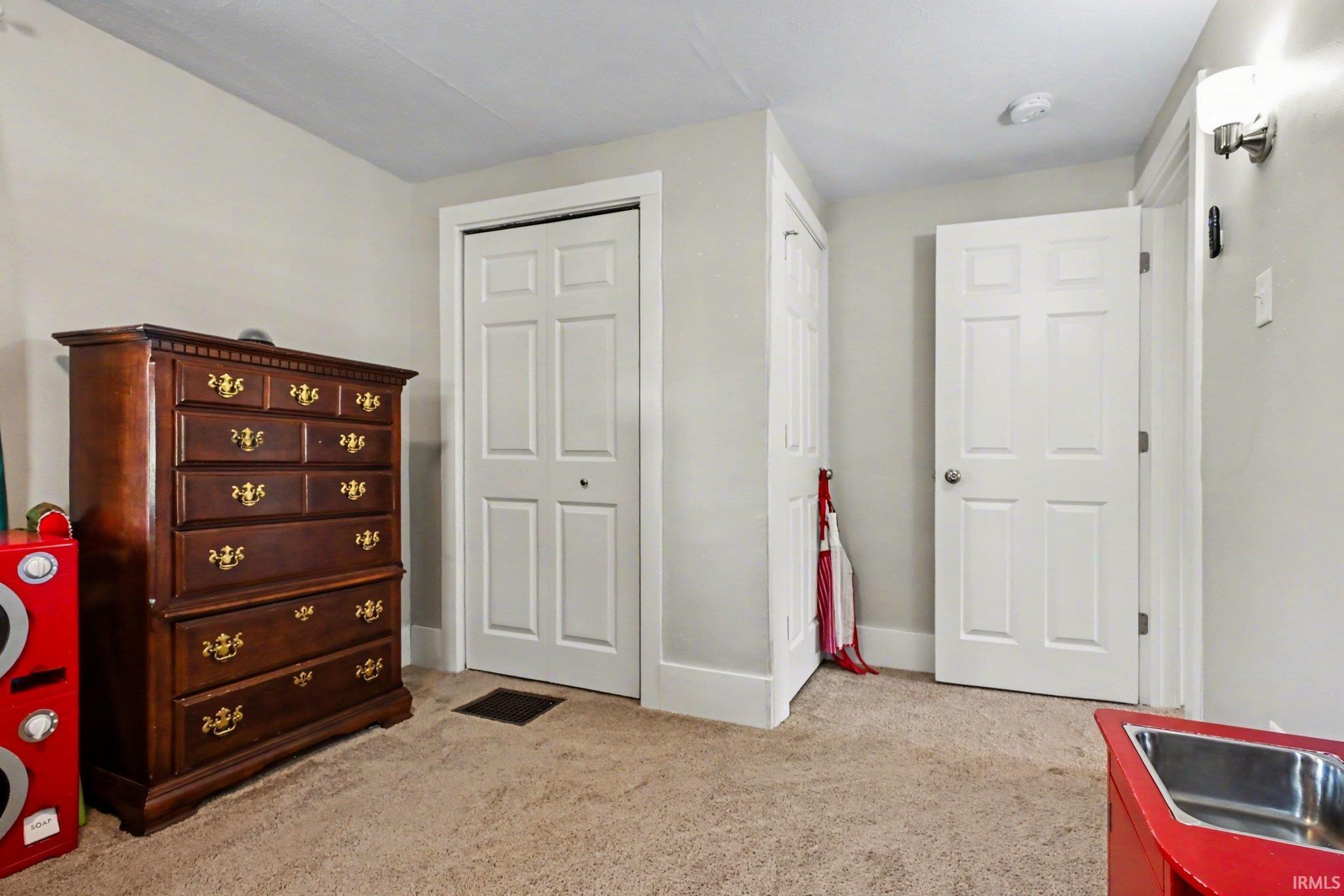 1120 E Ewing Avenue South Bend IN 46613