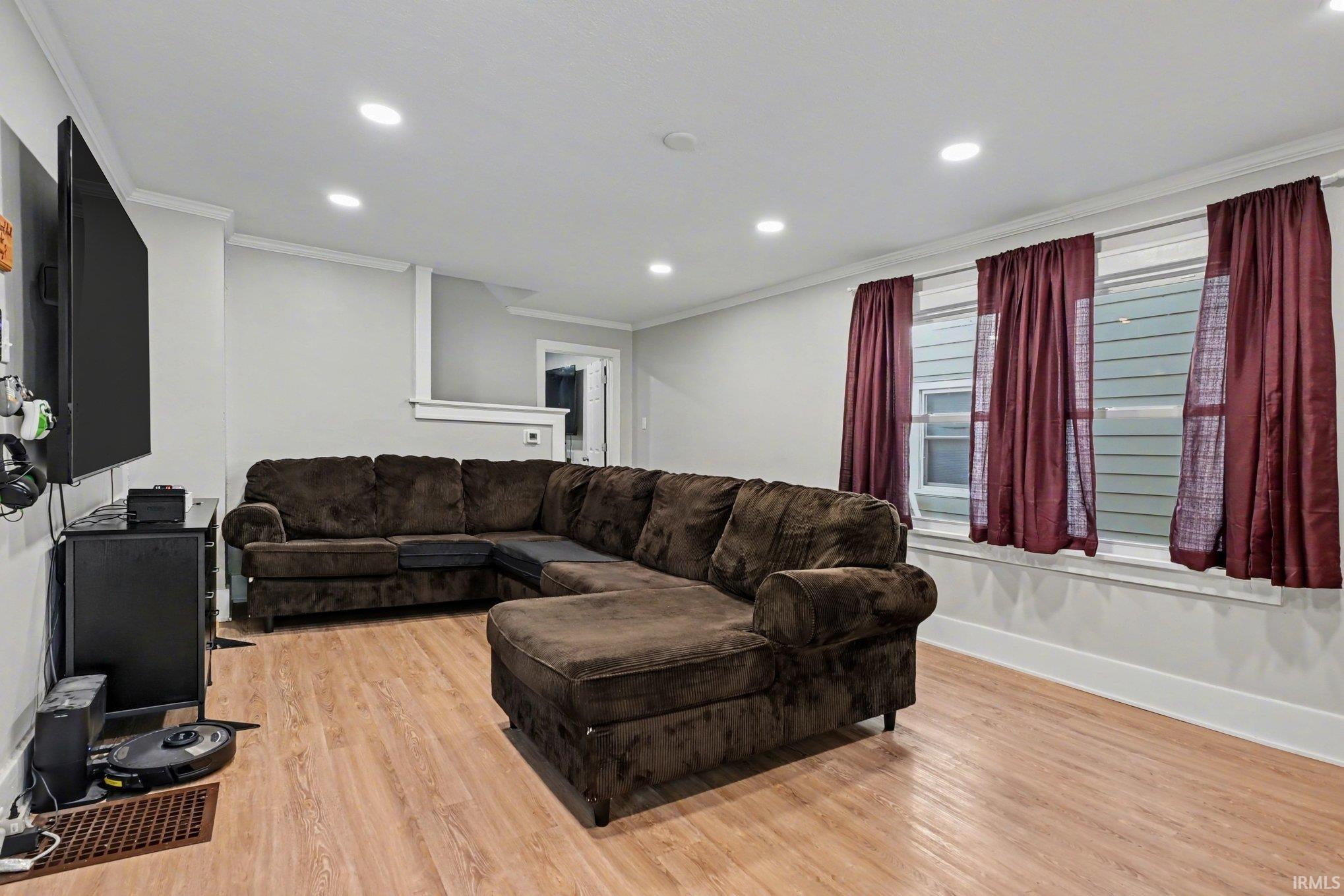 1120 E Ewing Avenue South Bend IN 46613