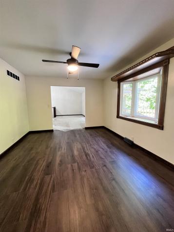 846 Wolf Drive Logansport IN 46947