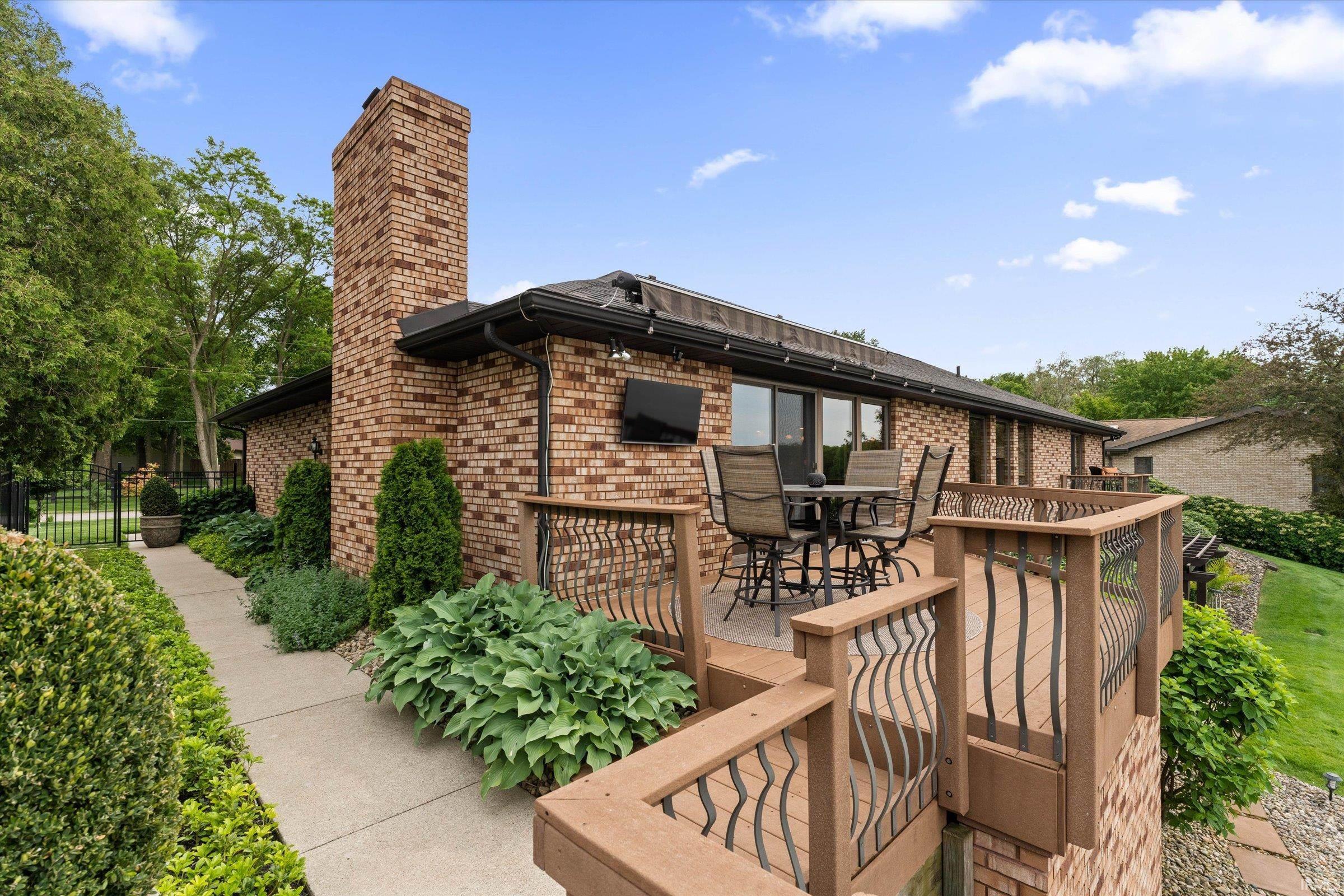 29559 Locust Drive Elkhart IN 46516
