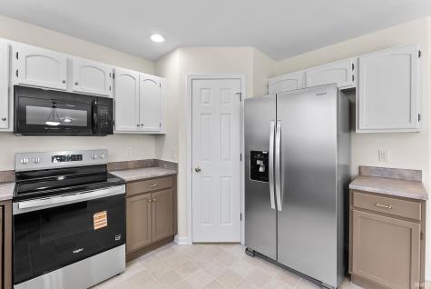 14933 Knobcone Court Fort Wayne IN 46814