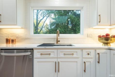 621 S Pleasant Ridge Drive Bloomington IN 47401