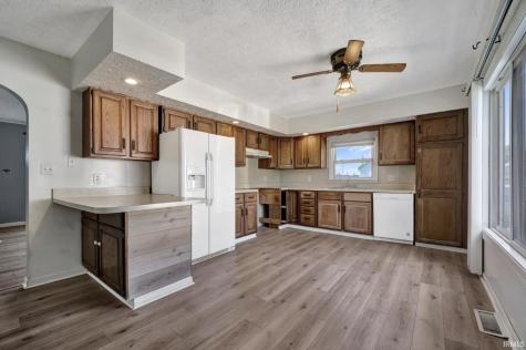 6001 N Green River Road Evansville IN 47715