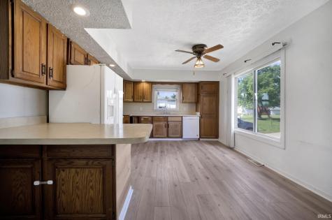 6001 N Green River Road Evansville IN 47715