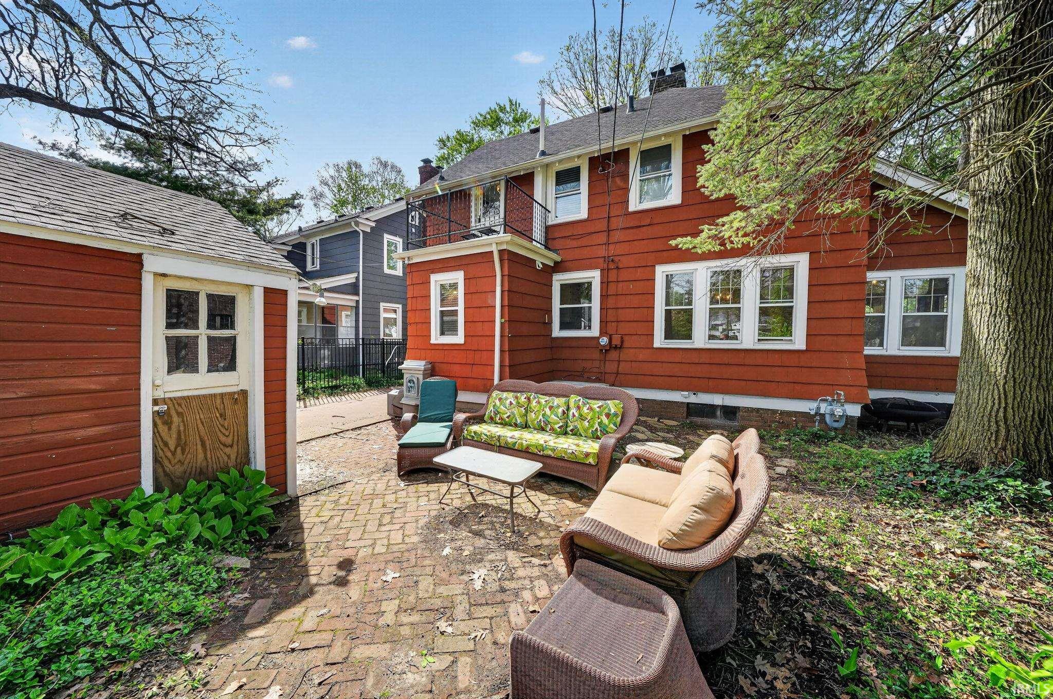 1319 Sunnymede Avenue South Bend IN 46615