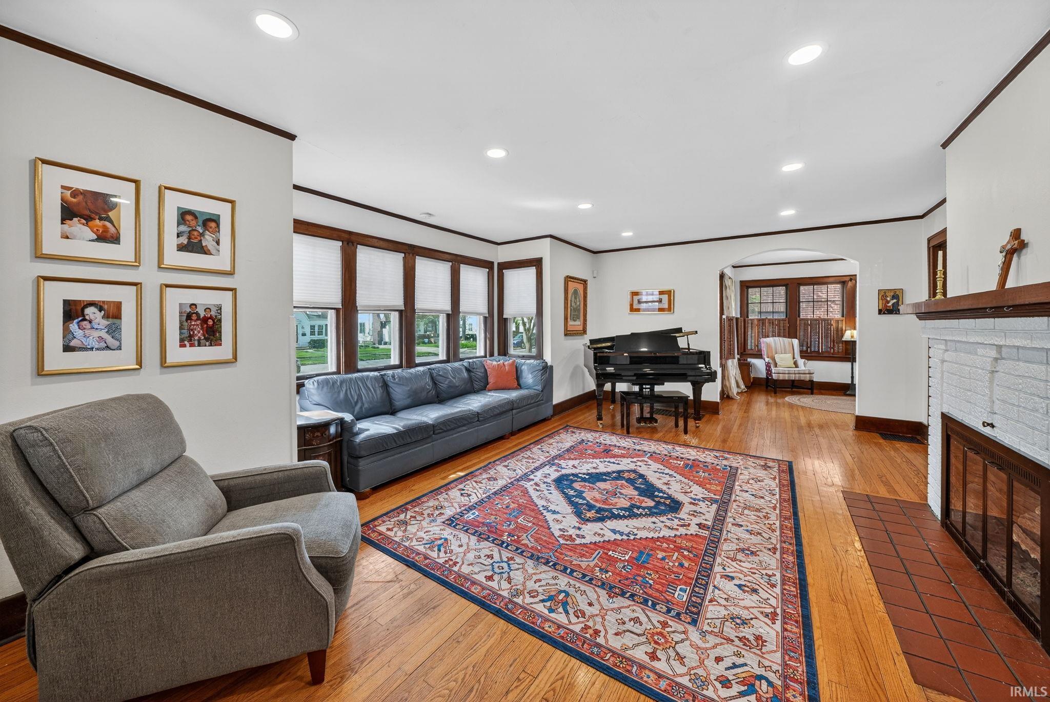 1319 Sunnymede Avenue South Bend IN 46615