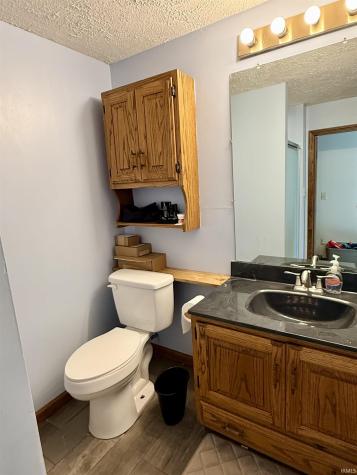 2737 S Pine Meadows Drive Bloomington IN 47403