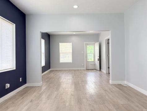 1518 Dale Avenue South Bend IN 46613