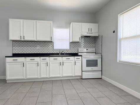 1518 Dale Avenue South Bend IN 46613