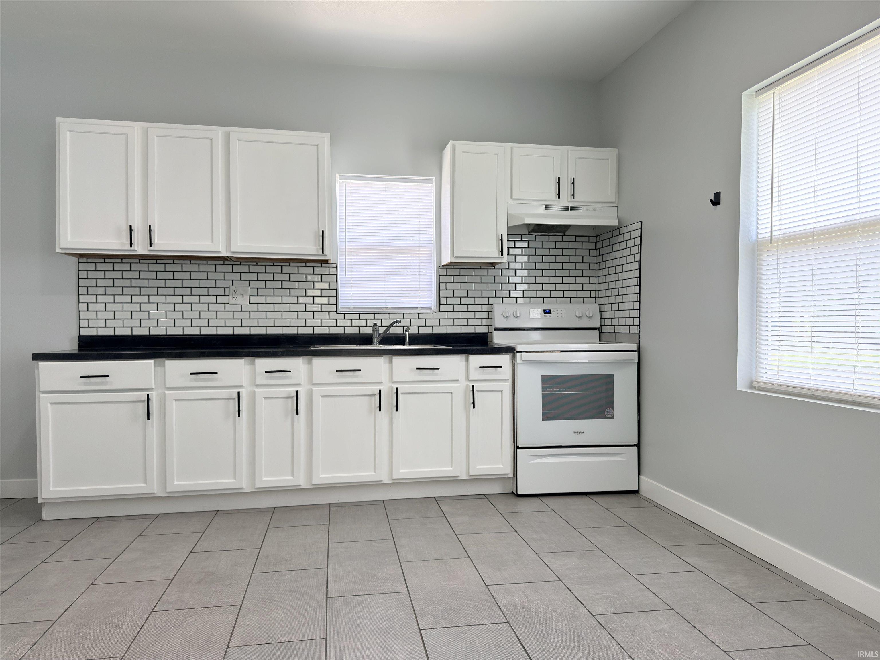 1518 Dale Avenue South Bend IN 46613