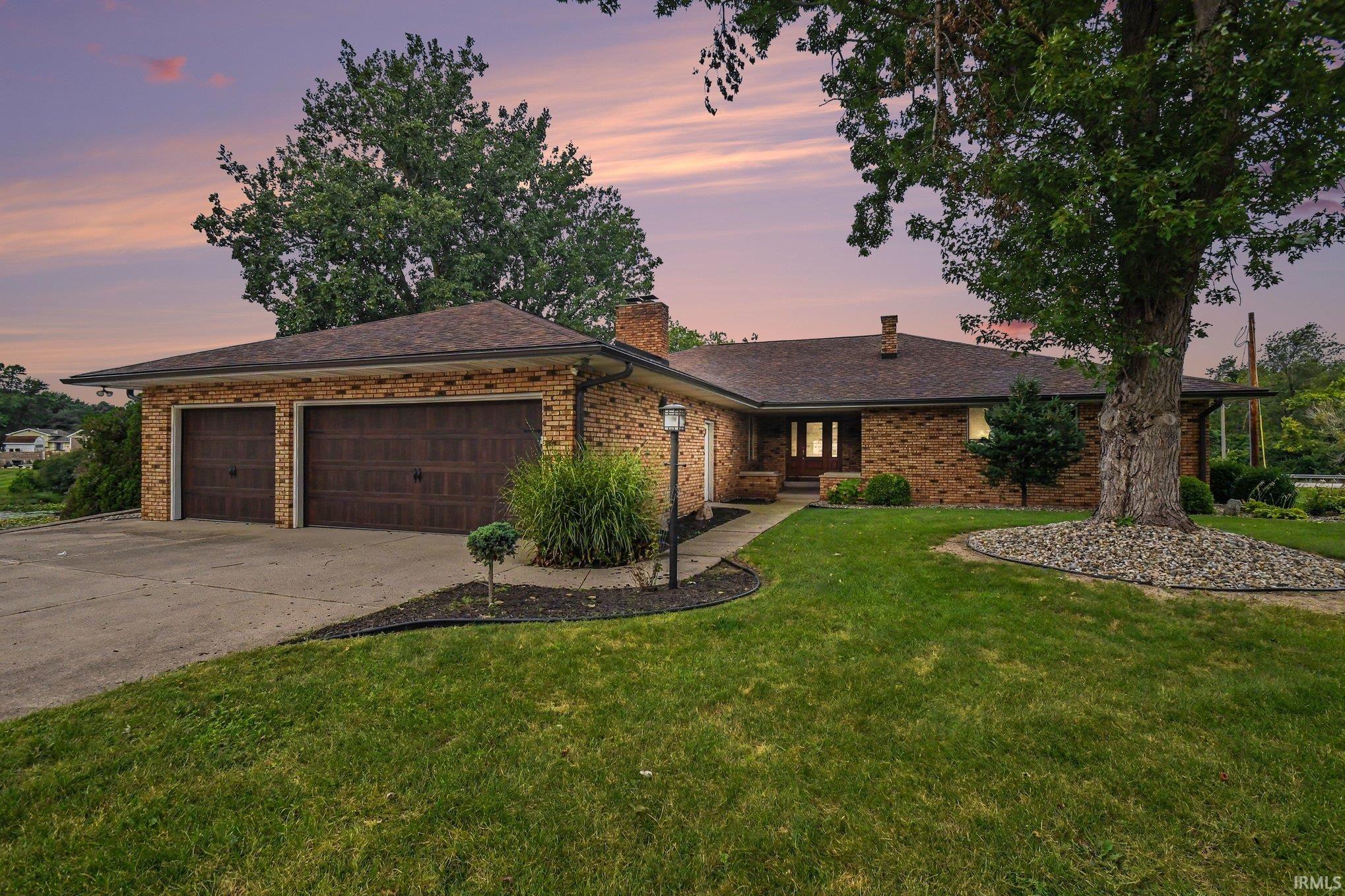 1116 Erin Court Middlebury IN 46540
