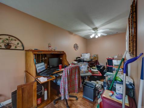 1906 N Windsor Court Huntingburg IN 47542