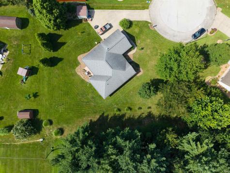 1906 N Windsor Court Huntingburg IN 47542