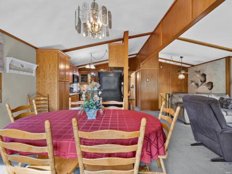5608 Leesburg Road Fort Wayne IN 46818