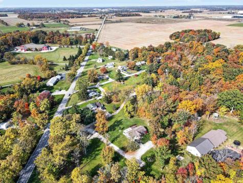 5608 Leesburg Road Fort Wayne IN 46818