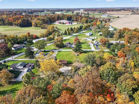 5608 Leesburg Road Fort Wayne IN 46818