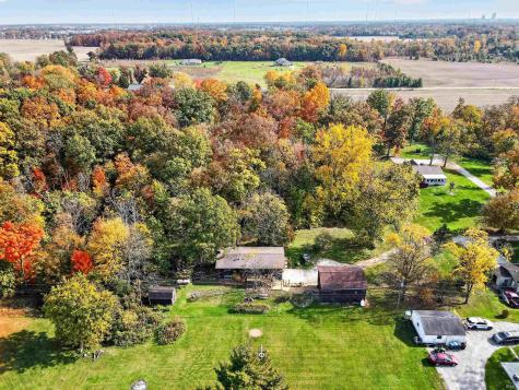 5608 Leesburg Road Fort Wayne IN 46818