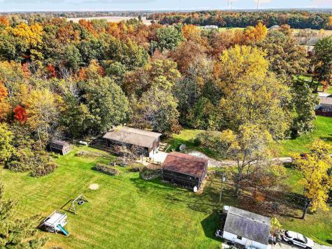 5608 Leesburg Road Fort Wayne IN 46818