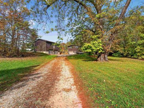 5608 Leesburg Road Fort Wayne IN 46818