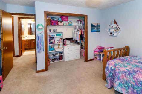 1434 Sandalwood Court Evansville IN 47720