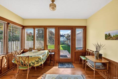 1722 Cedar Street South Bend IN 46617