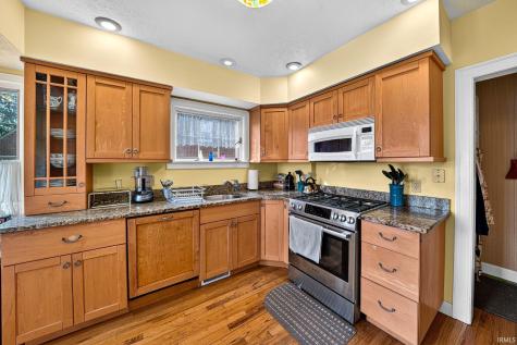1722 Cedar Street South Bend IN 46617