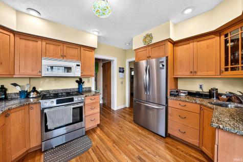 1722 Cedar Street South Bend IN 46617