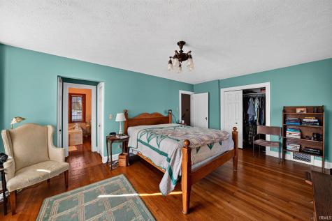 1722 Cedar Street South Bend IN 46617