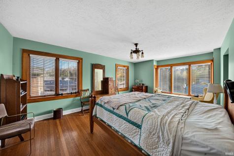 1722 Cedar Street South Bend IN 46617